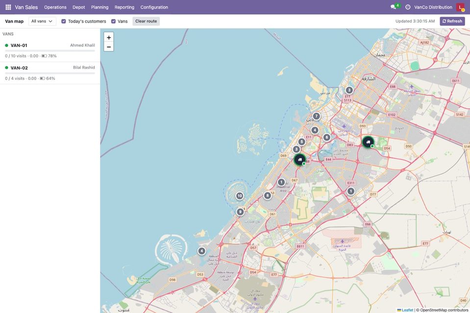 The supervisor map: vans, today's customers and their status.